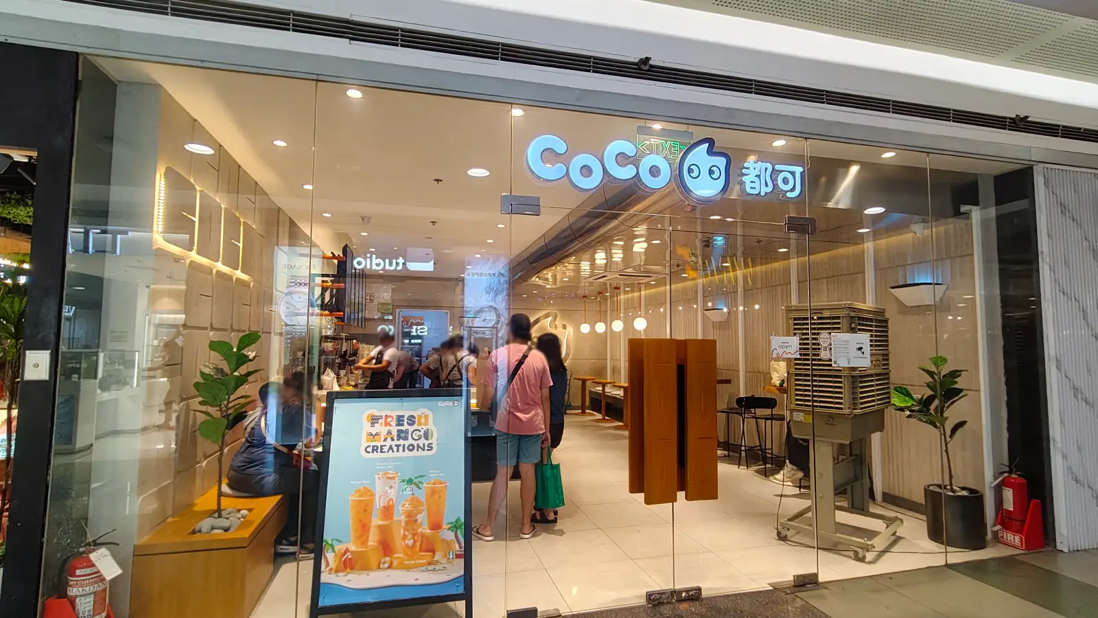 COCO FRESH TEA & JUICE in SM City North EDSA